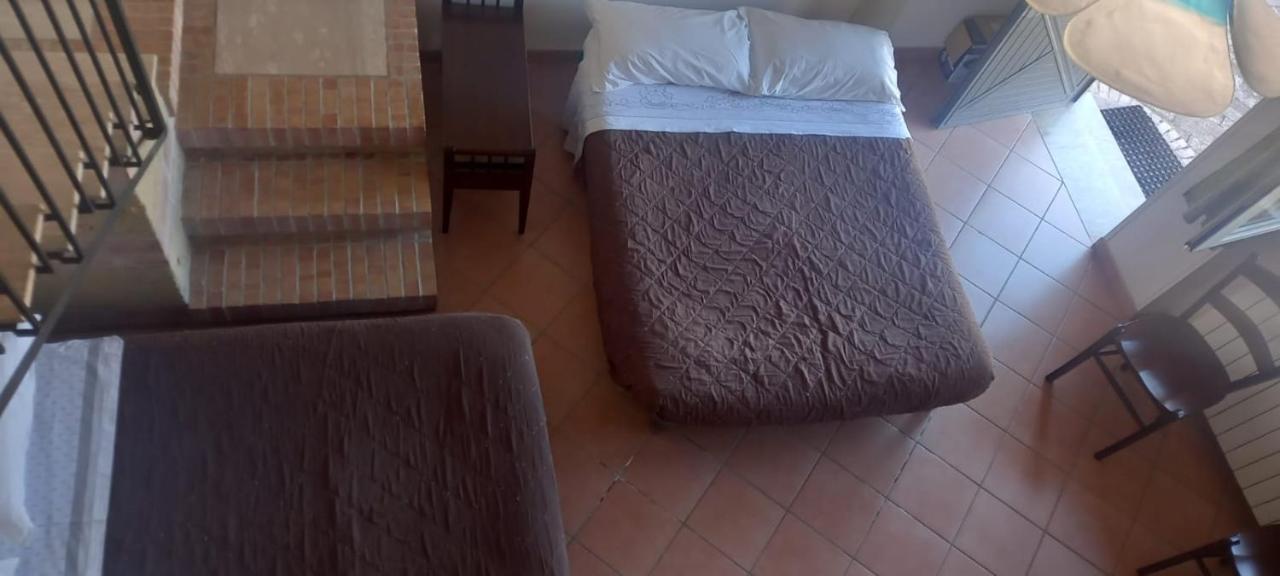 Migliara-San Silvestro Agriturismo Borgo Nuovo Sant'Agata Dei Goti酒店 外观 照片